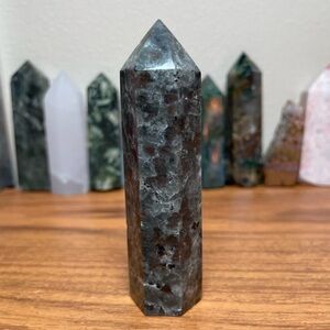 Yooperlite Crystal Tower - A